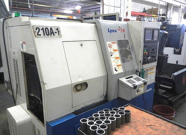 6" DAEWOO ... SLANT BED LATHE ... HYD. CHUCK